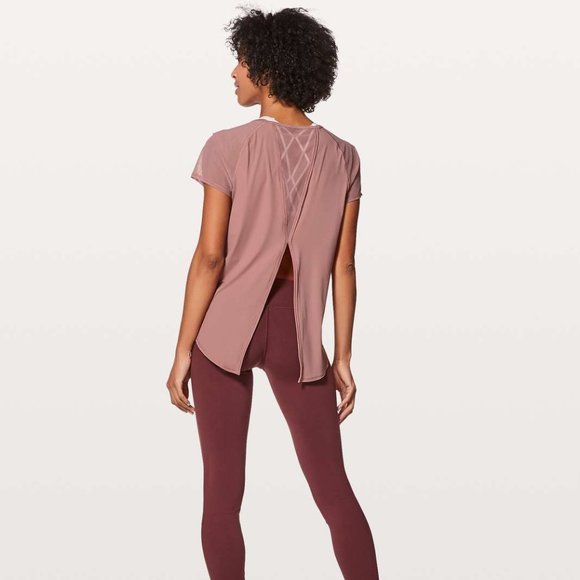 LULULEMON Mix & Mesh Short Sleeve Tie Tee All Tied Up Mesh Flow Black Like New - Picture 4 of 13